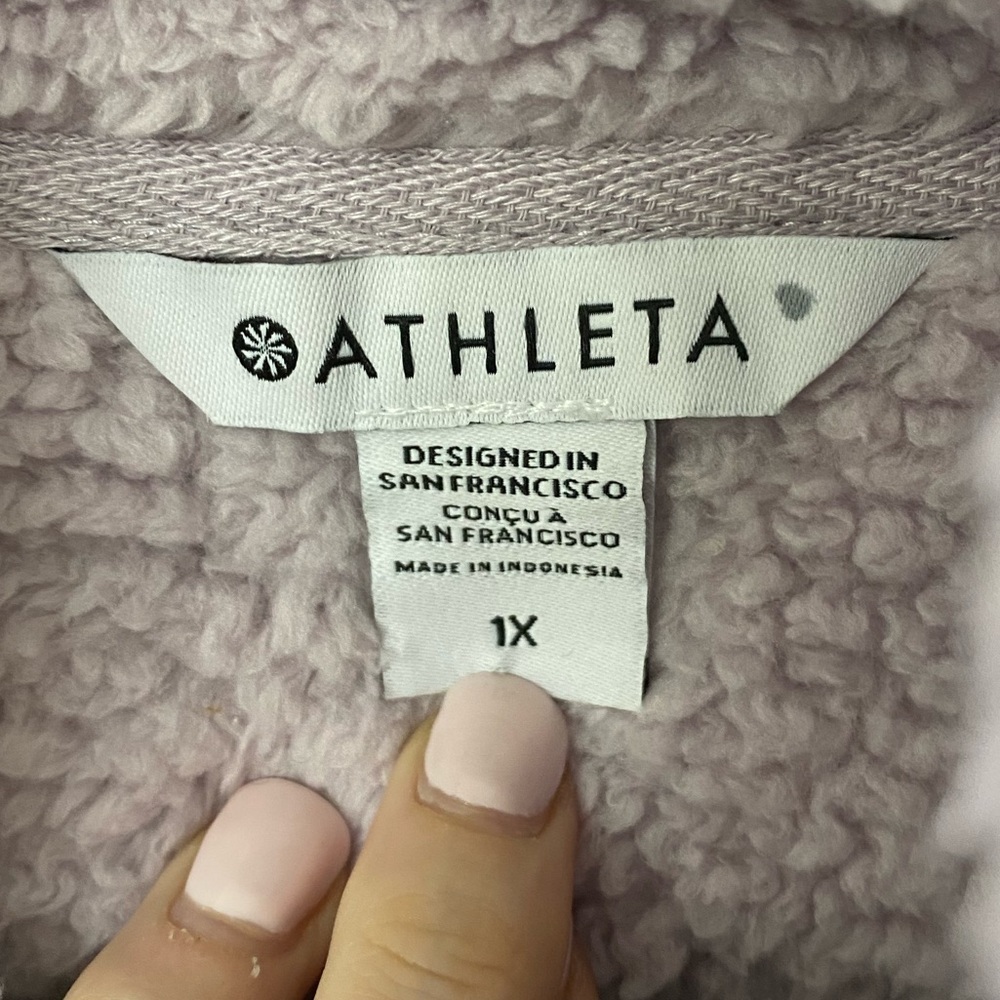 Athleta jacket, Purple Tugga Sherpa jacket plus size in lavender purple - Picture 4 of 9